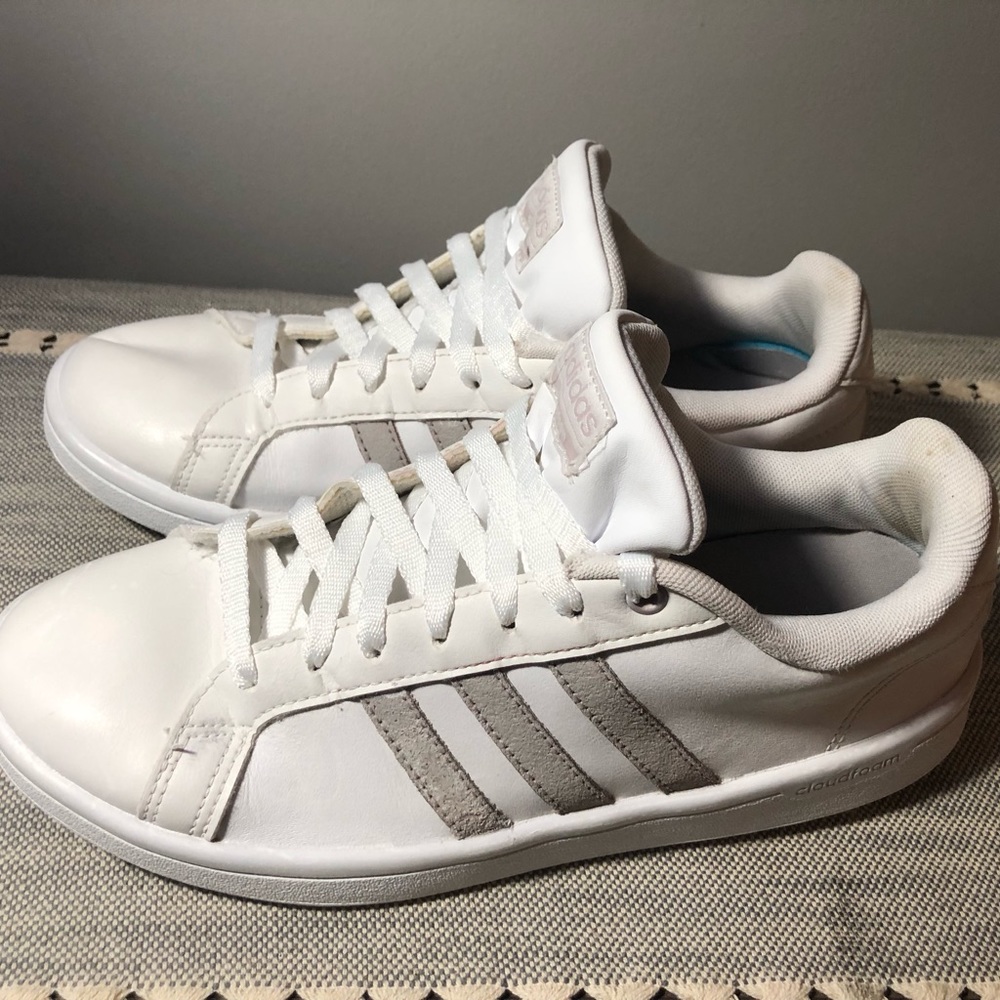 Adidas cloudfoam women’s sneakers